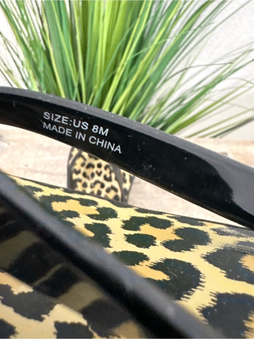 Kate Spade Rina Leopard Print Platform Flip Flops - Picture 9 of 11